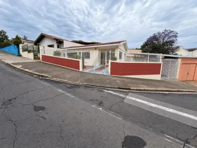 Casa com 2 Quartos para alugar, 139m² no Vila Joaquim Inácio, Campinas