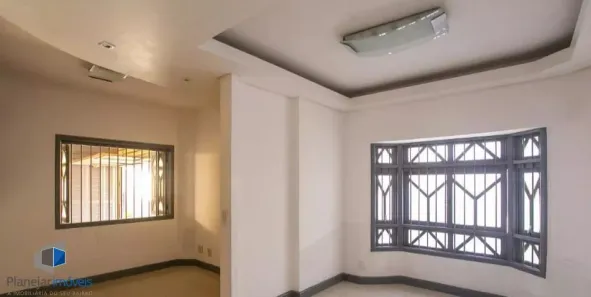 Casa com 3 Quartos para alugar, 200m² no Santana, Porto Alegre