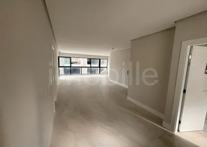 Apartamento com 3 Quartos à venda, 190m² no Centro, Balneário Camboriú