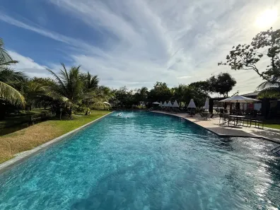 Apartamento com 2 Quartos à venda, 56m² no Praia do Forte, Mata de São João