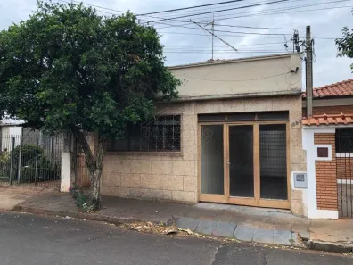 Casa com 2 Quartos à venda, 238m² no Jardim do Carmo, Araraquara