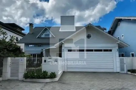 Casa com 3 Quartos à venda, 450m² no Campeche, Florianópolis