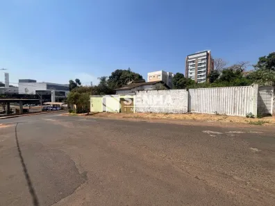 Lote/Terreno à venda, 360m² no Santa Mônica, Uberlândia