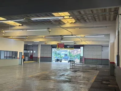 Galpão/Depósito/Armazém para alugar, 827m² no Santo Antônio, São Caetano do Sul