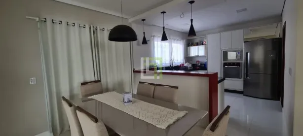 Casa com 3 Quartos à venda, 160m² no Santa Cândida, Vinhedo