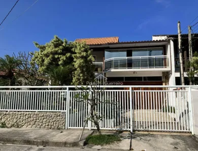 Casa com 4 Quartos à venda, 320m² no Piratininga, Niterói
