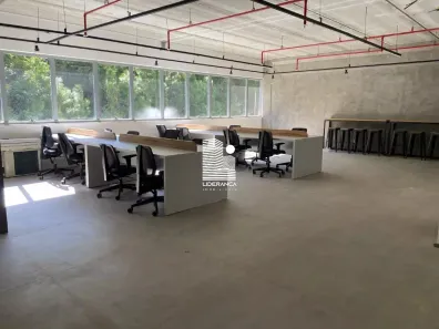 Sala Comercial para alugar, 135m² no Saco Grande, Florianópolis