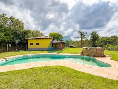 Fazenda/Sítio com 3 Quartos à venda, 285m² no Tanque, Atibaia
