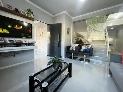 Casa com 4 Quartos à venda, 336m² no Carlos Chagas, Juiz de Fora