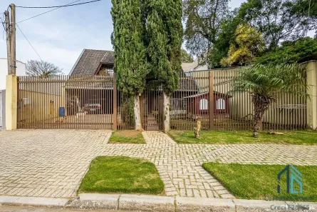 Casa com 3 Quartos à venda, 250m² no São Braz, Curitiba