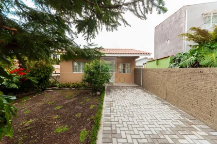 Casa com 2 Quartos para alugar, 50m² no Bacacheri, Curitiba