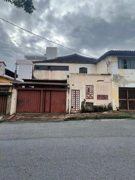 Apartamento com 3 quartos — Sagrada Família, Belo Horizonte