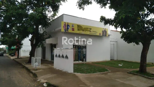 Ponto Comercial para alugar, 30m² no Jardim Canaã, Uberlândia