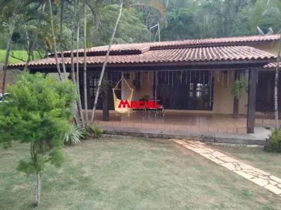 Casa com 4 Quartos à venda, 250m² no Vila Tatetuba, São José dos Campos