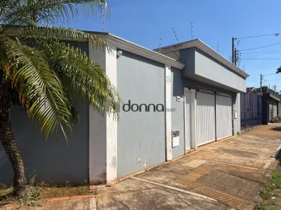 Casa com 4 Quartos à venda, 253m² no Jardim Induberaba, Uberaba