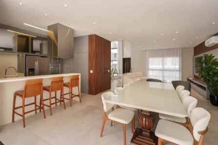 Casa de Condomínio com 3 Quartos à venda, 301m² no Santa Felicidade, Curitiba