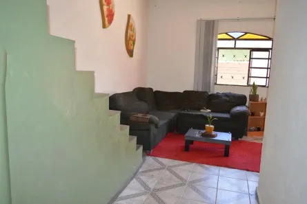 Casa com 3 Quartos à venda, 300m² no Centro, Contagem