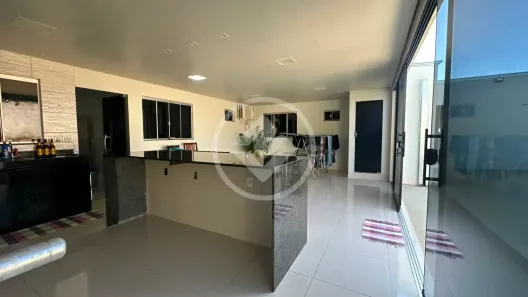 Casa com 3 Quartos à venda, 180m² no , Hidrolândia