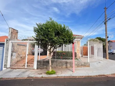 Casa com 3 Quartos à venda, 186m² no Jardim Ártico, Araraquara