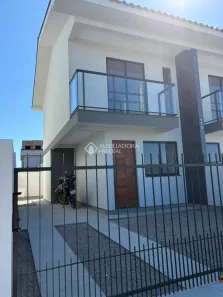 Sobrado com 2 Quartos à venda, 62m² no Nova Palhoça, Palhoça