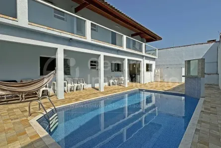 Casa com 4 Quartos à venda, 253m² no Cidade Nova Peruíbe, Peruíbe