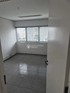 Sala Comercial para alugar, 30m² no Liberdade, São Paulo