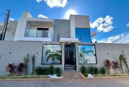 Sobrado com 3 Quartos à venda, 153m² no FAG, Cascavel