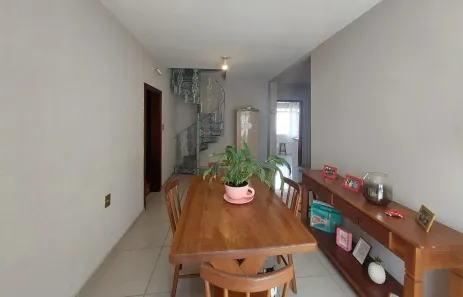 Sobrado com 4 Quartos à venda, 193m² no Anhangabaú, Jundiaí