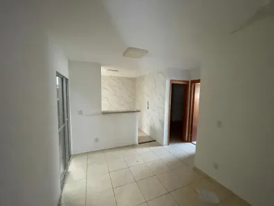 Apartamento com 2 Quartos para alugar, 40m² no Chácara dos Pinheiros, Cuiabá