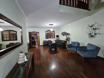 Casa com 5 Quartos à venda, 385m² no São Dimas, Piracicaba