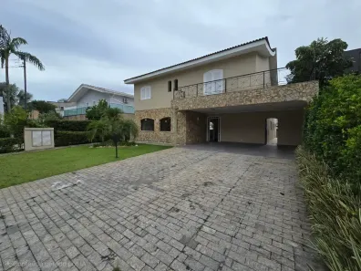Casa de Condomínio com 4 Quartos para alugar, 550m² no Alphaville Residencial Dois, Barueri