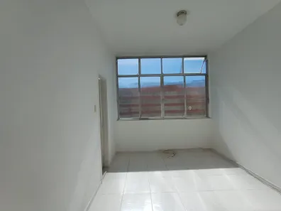 Kitnet para alugar, 24m² no Laranjeiras, Rio de Janeiro