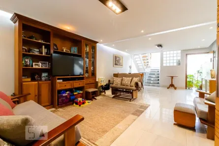 Casa com 3 Quartos à venda, 130m² no Jardim Maria Estela, São Paulo