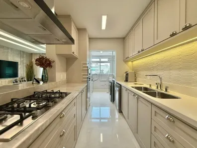 Apartamento com 3 Quartos à venda, 119m² no Coqueiros, Florianópolis