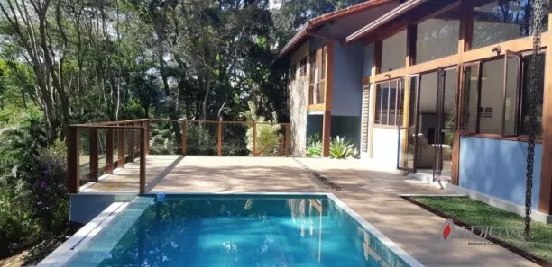 Casa de Condomínio com 3 Quartos à venda, 400m² no Itaipava, Petrópolis