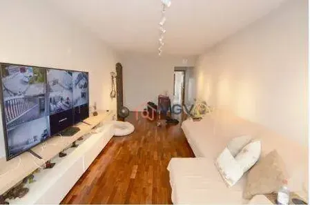 Sobrado com 3 Quartos à venda, 180m² no Jardim Umuarama, São Paulo