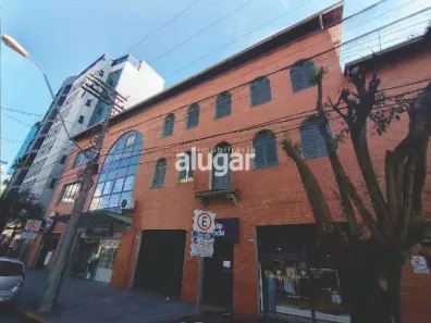 Sala Comercial para alugar, 700m² no Pio X, Caxias do Sul
