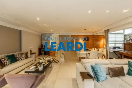 Casa de Condomínio com 4 Quartos para alugar, 383m² no Jardim Panorama, São Paulo