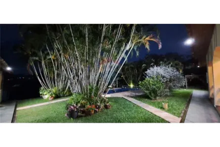Casa de Condomínio com 3 Quartos para alugar, 400m² no Jardim Santa Rita de Cássia, Bragança Paulista