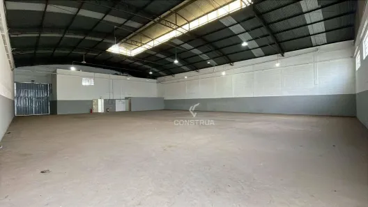 Galpão/Depósito/Armazém para alugar, 700m² no Chácaras Campos dos Amarais, Campinas