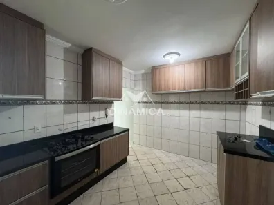 Sobrado com 4 Quartos para alugar, 170m² no Jardim Macarenko, Sumaré