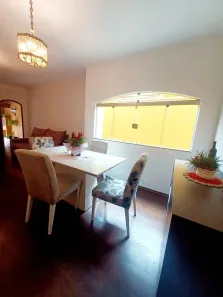 Sobrado com 3 Quartos à venda, 180m² no Vila Scarpelli, Santo André