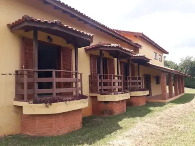 Fazenda/Sítio com 3 Quartos à venda, 256m² no Centro, Porto Feliz