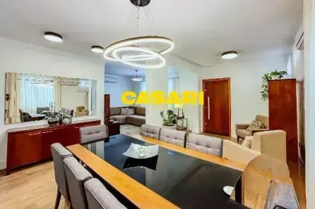 Casa com 3 Quartos à venda, 250m² no Nova Petrópolis, São Bernardo do Campo