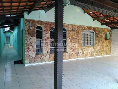 Casa com 2 Quartos à venda, 200m² no Tavares Feital, Ibiúna