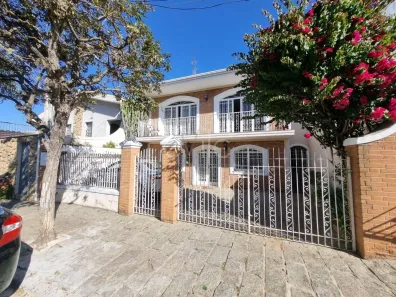 Casa com 3 Quartos à venda, 178m² no Jardim Nova Europa, Campinas