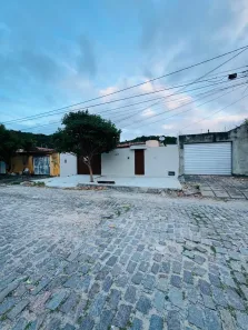 Casa com 4 Quartos à venda, 132m² no Nova Descoberta, Natal