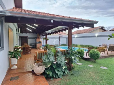 Casa com 7 Quartos à venda, 411m² no Tiradentes, Campo Grande