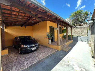 Casa com 4 Quartos à venda, 200m² no Riacho das Pedras, Contagem