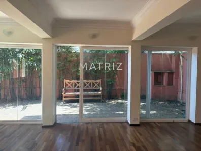 Casa com 3 Quartos para venda ou aluguel, 238m² no Jardim Paulistano, São Paulo